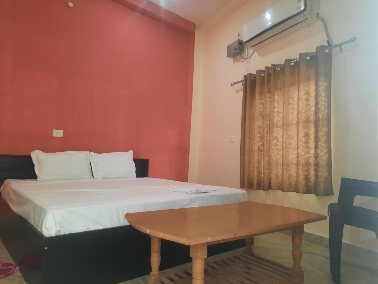 Sky Inn Paying Guest House - Varanasi, Varanasi